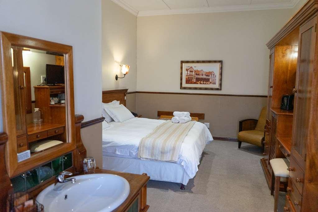 Turnberry Boutique Hotel Oudtshoorn Felszereltség fotó
